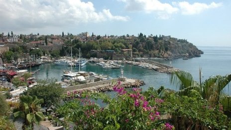 Отливът в пътуванията на българи за Турция се затвърждава през август