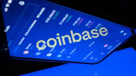 Coinbase намалява загубата и изненада с по-малък спад на приходите