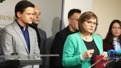 Министерство на икономиката спира увеличението на цените на мобилните услуги