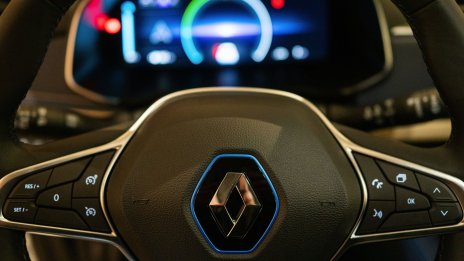 Renault иска да превърне своя електромобилен бизнес в основен конкурент на Tesla