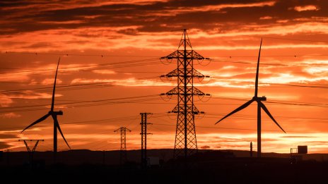 Норвежкият суверенен фонд планира да разшири инвестициите си в зелена енергия