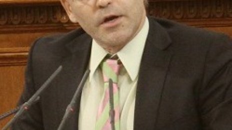 Дянков: Стикери в застраховането вече няма да има, ГО ще се плаща на един транш