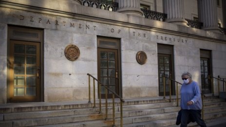 САЩ отчетоха рекорден бюджетен дефицит от 738 млрд. долара през април