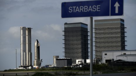 SpaceX се насочва към оценка за 800 млрд. долара преди потенциално IPO през 2026 г.