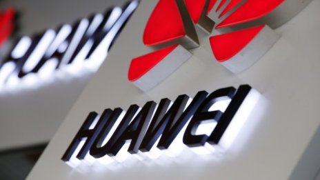 Финансовият директор на ‎Huawei заведе дело срещу Канада