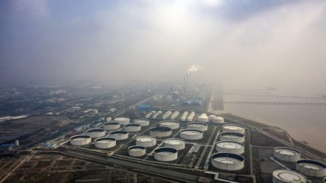 ОПЕК+ одобри по-голямо увеличение на добива от очакванията