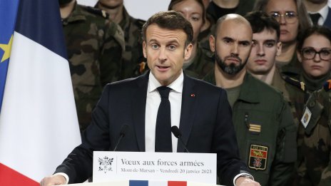 Франция увеличава с над една трета военните си разходи, за да трансформира армията