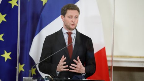 Франция: Лондон не бива "да си играе" с протокола за Северна Ирландия