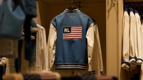 Ralph Lauren повиши годишната си прогноза след поредна серия от успехи
