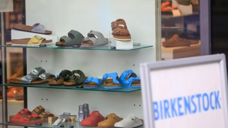 Birkenstock се насочва към оценка от 9,2 млрд. долара в IPO-то си