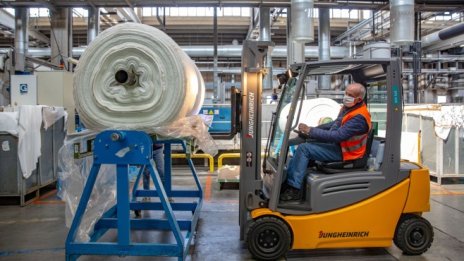 Промишленото производство в Италия е продължило да се свива през януари