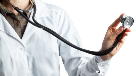 До края на юли ще изготвят законови промени за заплатите на медиците