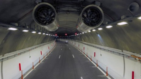 Пускат движението по тръбата за София на тунел „Витиня“