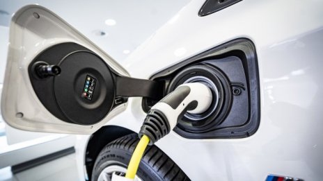 Проблемите около батериите могат да спънат възхода на електромобилите