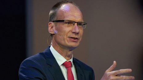 Nikola назначи бившия шеф на Opel Михаел Лошелер за президент