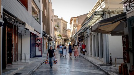 Потреблението на основни храни в Гърция се е свило заради високите цени