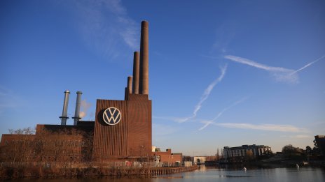 Германските автомобилни компании са на дъното в индустрията при тримесечните печалби