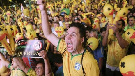 Милиони работни места падат жертва на кризата в Бразилия