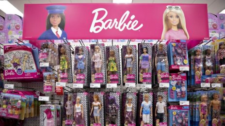 Производителят на куклите „Барби“ може да бъде продаден на инвестиционен фонд