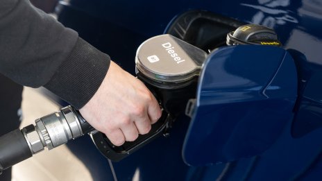 Годишната инфлация в еврозоната се ускорява рязко през март до 2,5%