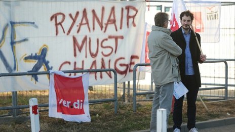 Какви са предизвикателствата пред Ryanair и бранша