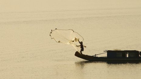 Китай печели дипломатическото състезание със САЩ