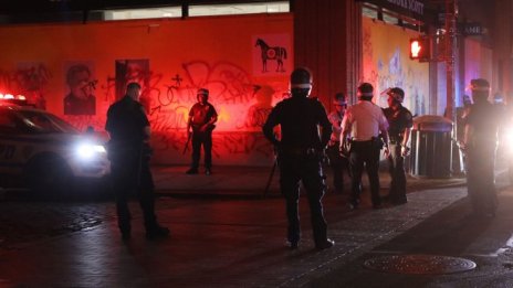 За повечето американци ситуацията в САЩ излиза извън контрол