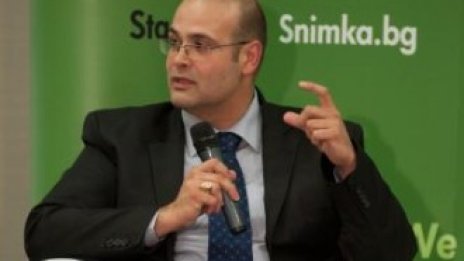 О. Павлов: Темата с необслужваните кредити е по-скоро сензационна