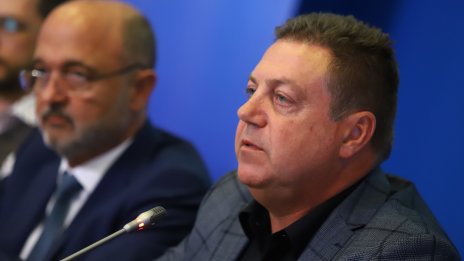 Лекарският съюз поиска оставката на шефа на НЗОК заради "имитация на преговори"