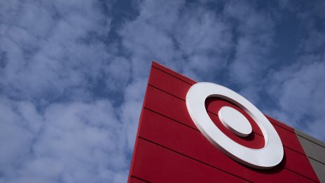 Target записа 50% срив на печалбата след раздяла с нежелан инвентар