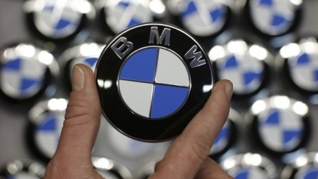 BMW реализира повече продажби от конкурентите през февруари