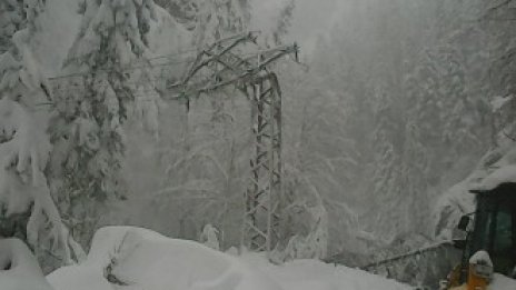 ВЕЦ-овете на НЕК директно захранват с електричество бедстващите области