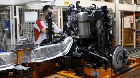 Индустриалното производство в Германия се понижава два поредни месеца