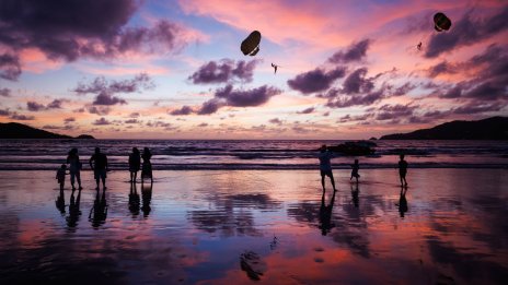 Как богатите общества могат да живеят добре с бавен растеж?