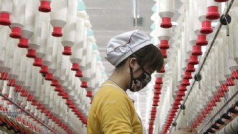 Фабричното производство в Китай отслабва