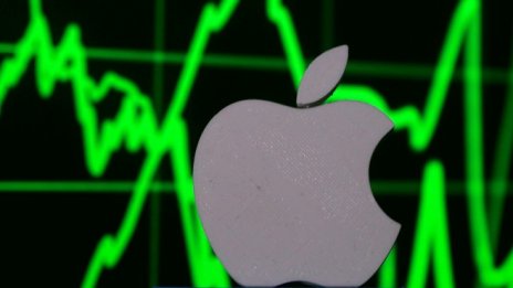Бъфет увеличава инвестициите си в Apple