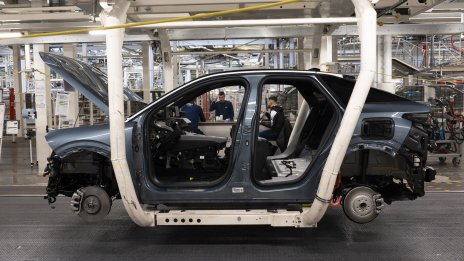 Европейската автоиндустрия има шанс да възстанови производството до предпандемични нива