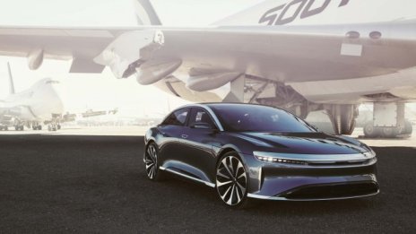 Саудитският държавен фонд инвестира 1 млрд. долара в конкурента на Tesla