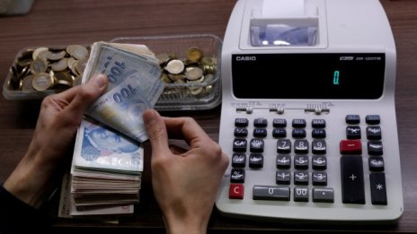 Бремето на преструктурирания дълг тежи все повече на турските банки