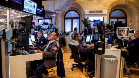 Индексите на Wall Street се опитват да продължат неубедително печелившата серия*