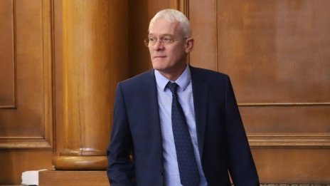 Аптеките ще могат да предоставят помощни средства за хора с увреждания