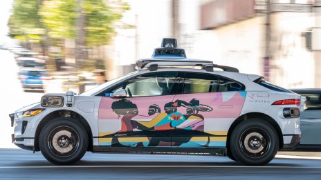 Автономните коли излизат по магистралите в САЩ