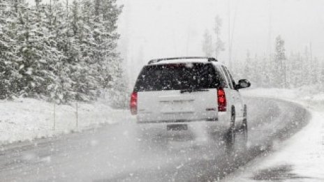 Какво не трябва да се прави с автомобила през зимата