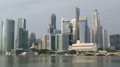 Индустриалните имоти в Сингапур поевтиняват заради свръхпредлагане