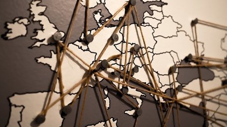 Нискотарифните полети и новото лице на българския туризъм през 2017 г.