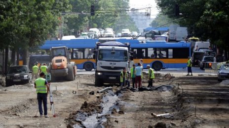 Ремонтите по бул. "Дондуков" се изместват, ще има нов обходен маршрут