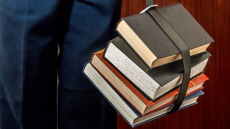 Анелия Клисарова: 22% от учениците отпадат от училище между 5 и 7 клас