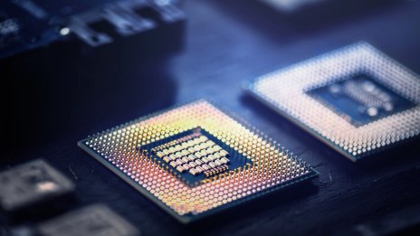Глобалните продажби на полупроводници ще достигнат 1 трлн. долара тази година