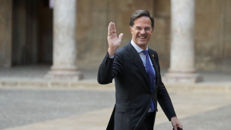 Марк Рюте поглежда към висшия пост в НАТО