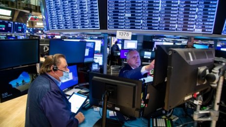 Wall Street започва неуверено сесията в очакване на данни за инфлацията*